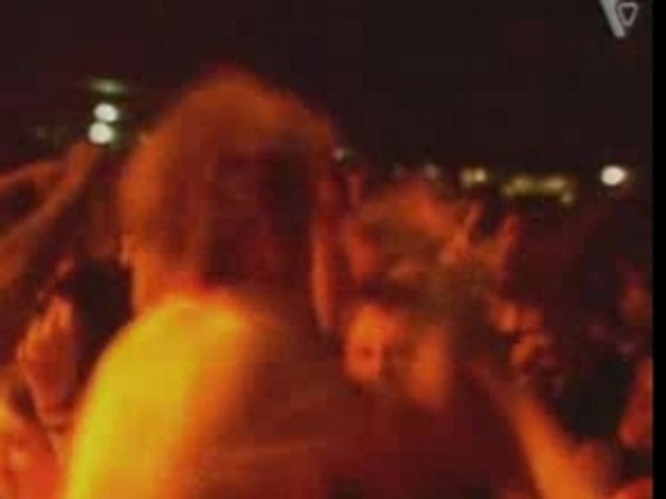 Sum 41 - Never Wake Up - Live Astoria