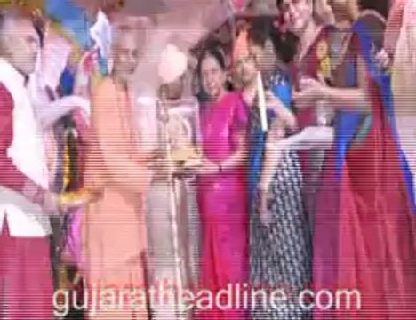 Gujarat CM Anandiben Patel at Ganesh Festival in Surat