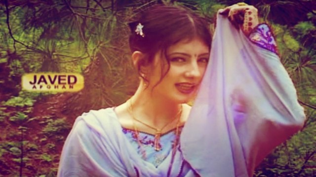 Nazia Iqbal - Sta Lamba Lamba Zuwani