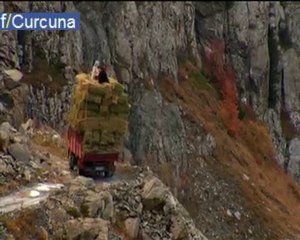 CESARET İSTER BURDAN İNMEK