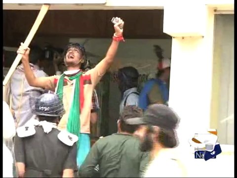 PTV Islamabad Attacked,transmission suspended-01 Sept 2014