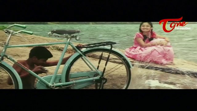 Athade Movie Songs || Ne Maruvanu Nestham || Vijay Yesudas || Bala || Muktha George