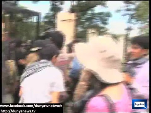 Dunya News - Islamabad: Protesters shut down PTV transmission, army called in