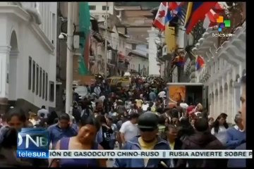 Analiza Rafael Correa crear impuestos a productos nocivos a la salud