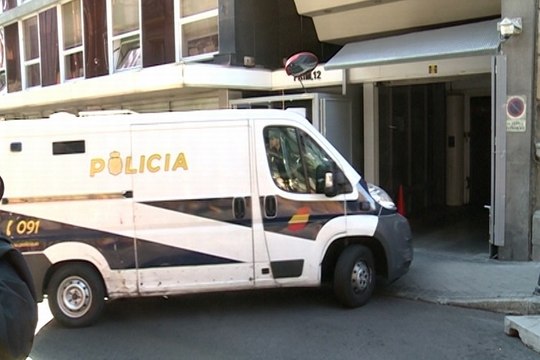 Ordenan la detención de los padres del niño británico