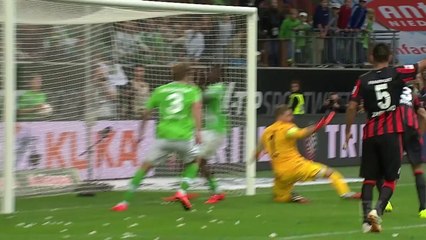 Belga perde outro gol incrível pelo Wolsfburg