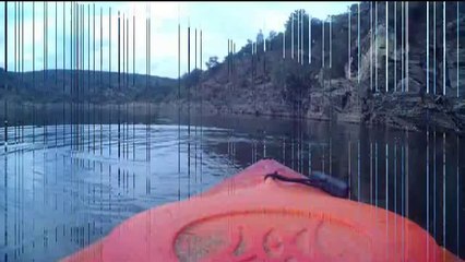 Tải video: Rutas piragueras por el Pantano de Puentes viejas