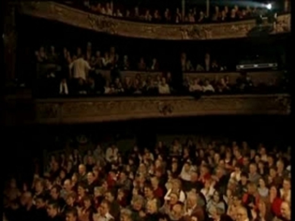 HUGUES AUFRAY -  LE PETIT BONHEUR.