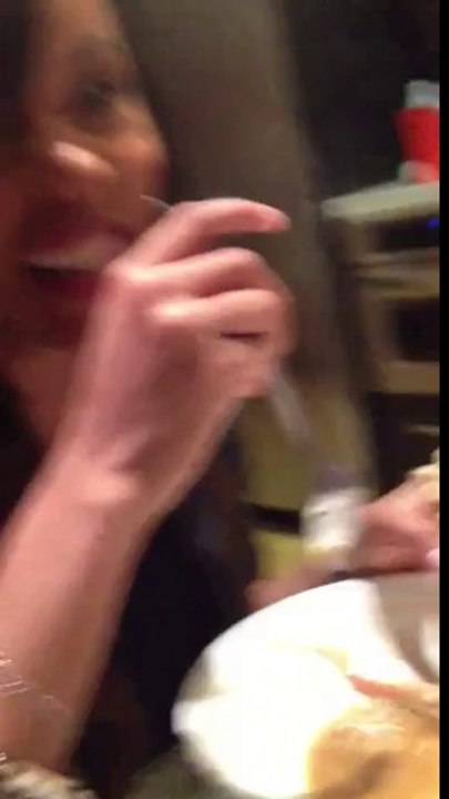 LETOYA THROWING DOWN A PlATE