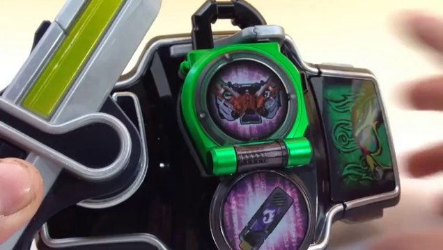 仮面ライダー鎧武（ガイム） DXキウイロックシード DXウィザード＆Wロックシード DXフォーゼ＆オーズロックシード