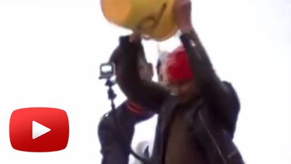 Yo Yo Honey Singh’s ICE BUCKET CHALLENGE