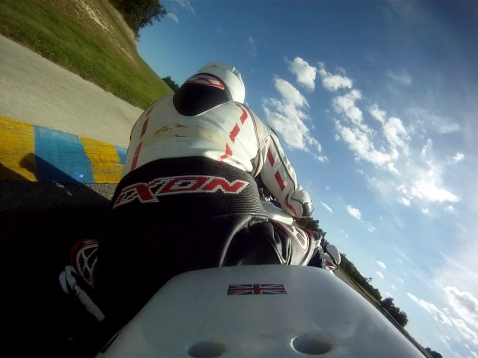 Haute Saintonge 30/08/2014 - Badaboum sur mon Daytona