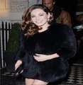 Shrewd Kelly Brook Celebrates the New Year in her bar BY a1z VIDEOVINES