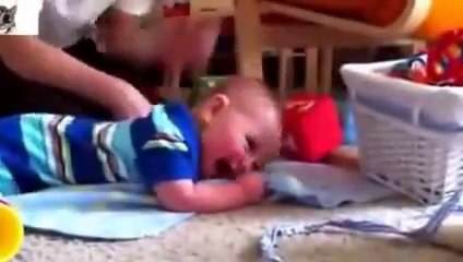Funny babies - Epic Funny & Cute Babies Compilation 2014 - Funny Moments Compilation(Risingformuli)