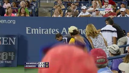 US Open: Stan Wawrinka atterrit dans le public en voulant sauver une balle