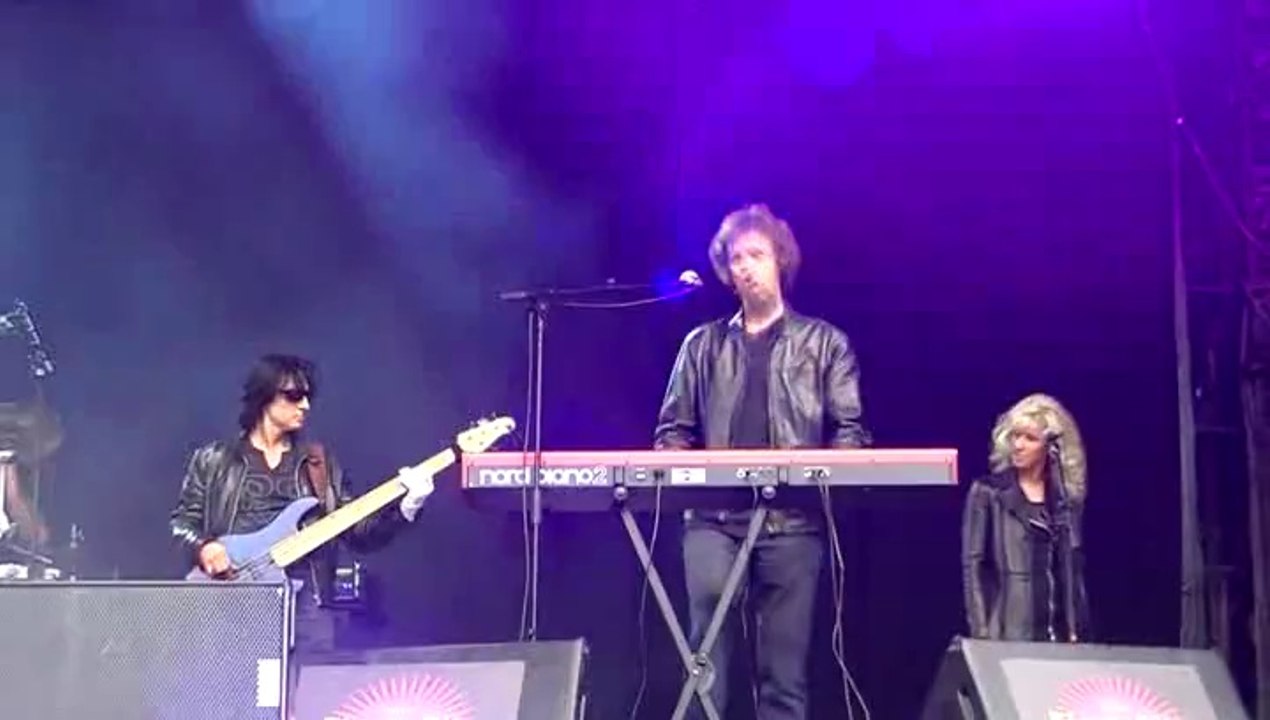 Lipstick joue Balavoine : L'Aziza - FiestaCity 2014