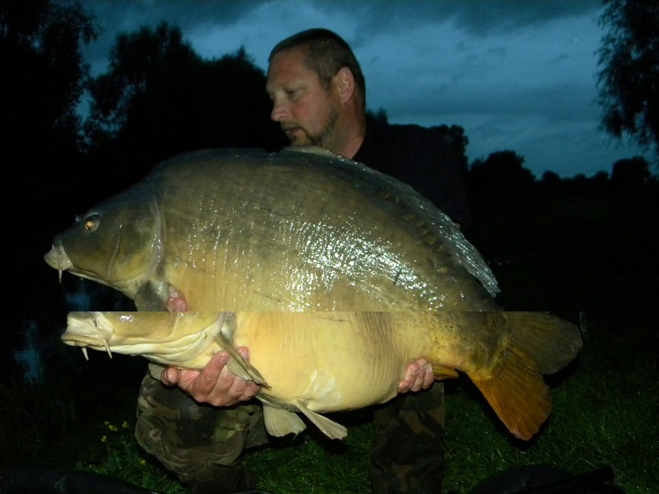pêche de la carpe dans le canal de la Somme en août 2014