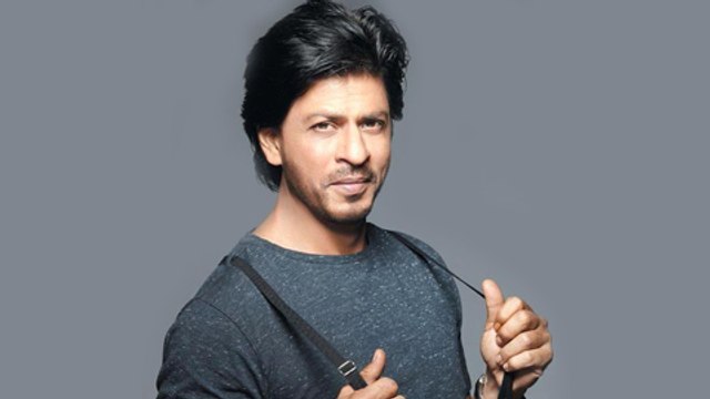OMG! Shahrukh Khan's Fan and Raees Postponed! |Find Out Why!
