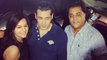 Salman Khan Strikes A Pose With His Fans In Toronto