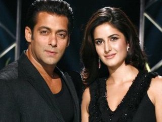 Salman Khan Saves Katrina Kaif From BIG Trouble