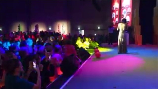 Dami im Singing on Darwin event 2014