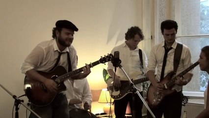 WellBad - Needin' Love - Sofar Berlin (#056)