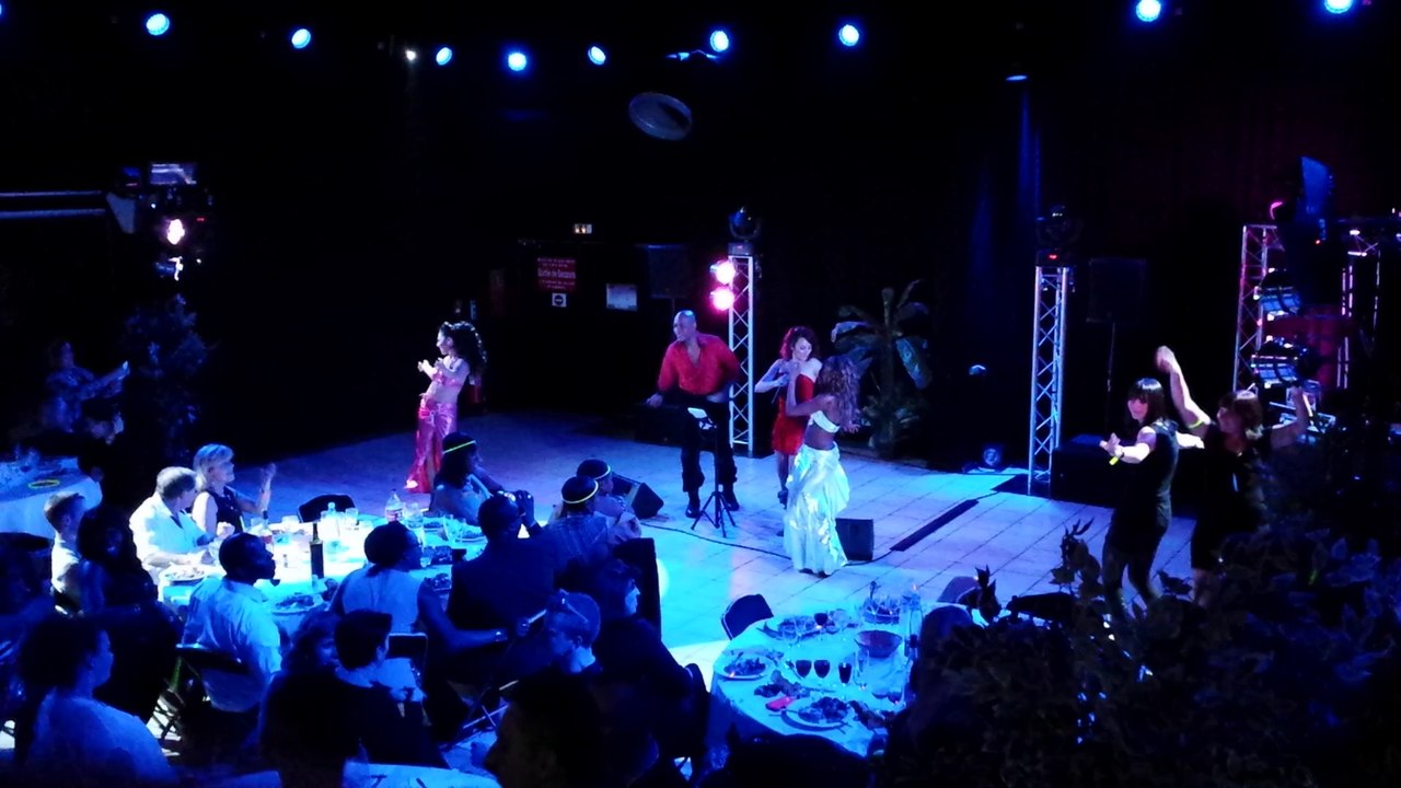 Sayuri Canto & Orquesta 1°