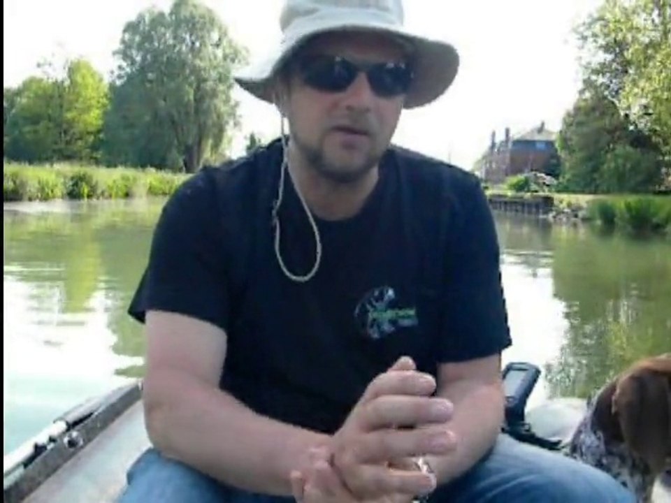 repérage de postes à carpe sur la canal de la Somme