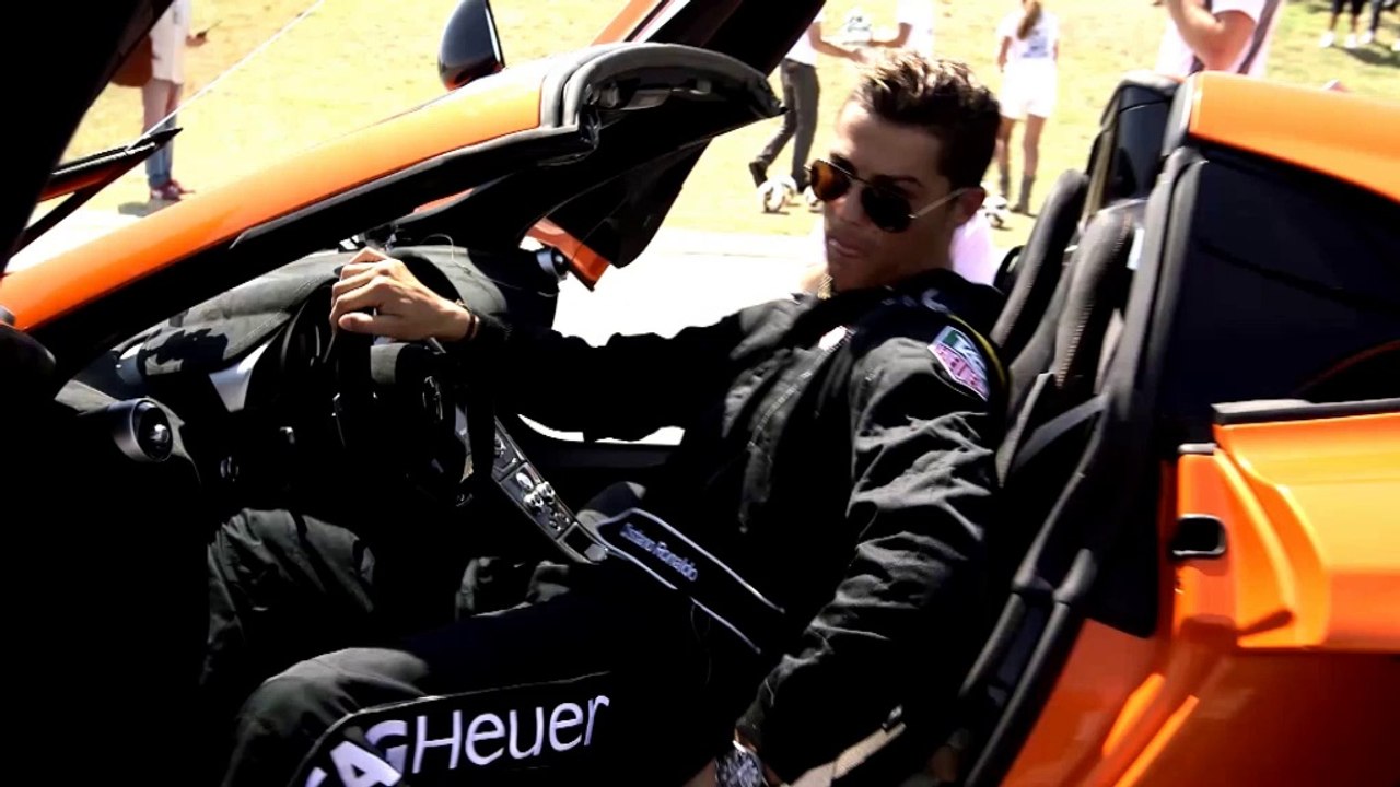 F1 - CR7 joue le co-pilote de Button