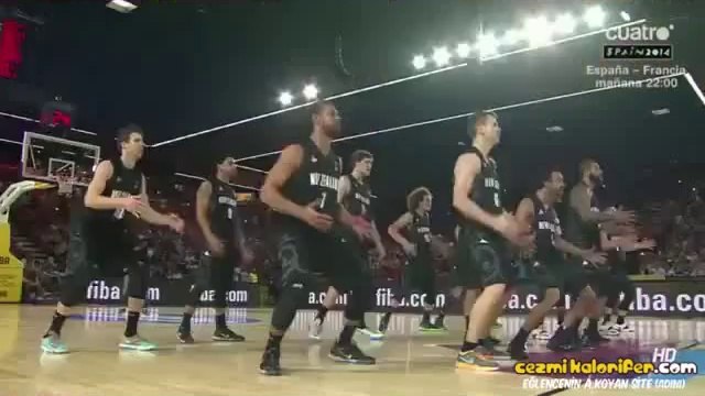 Y. Zelanda Basketbol Takımının ABD'ye Karşı Yaptığı Haka Dansı