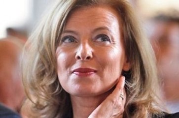 Trierweiler: ce qu'elle raconte dans son livre "Merci pour ce moment"