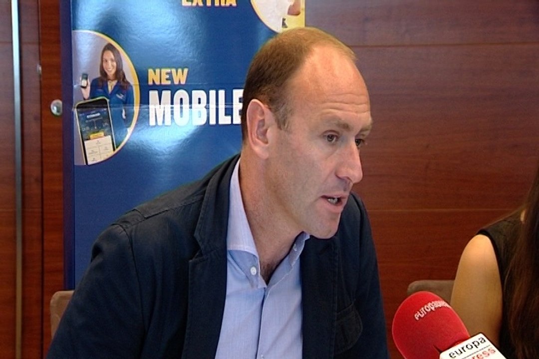 Ryanair mantiene el interés en AENA