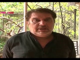 Mallika Sherawat Wearing Tricolour Dress | Raza Murad Shocking Reaction