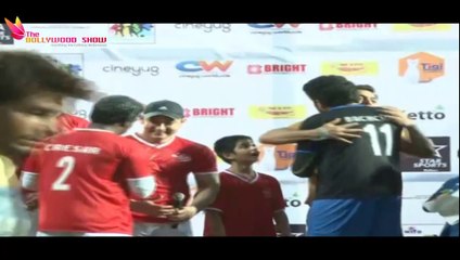 Aamir Khan's Son Azad Playing Football With Salman Khan