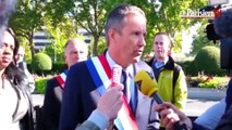 Rythmes scolaires : Dupont-Aignan manifeste aux côtés des maires de l'Essonne