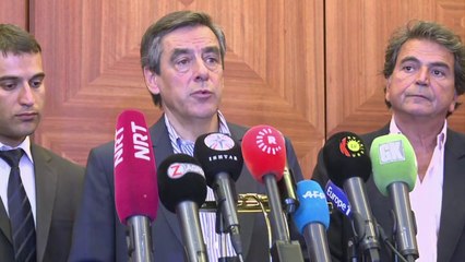 Irak: au Kurdistan, Fillon appelle à une conférence de donateurs