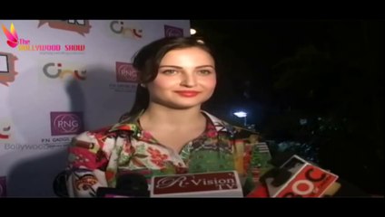 Ravishing Elli Avram Seductive Poses for Documentary Lovers