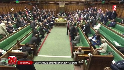 Suspension de la livraison du Mistral à la Russie : un "coup de semonce" à Poutine, selon l'Elysée