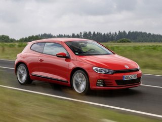 Un tour en Volkswagen Scirocco