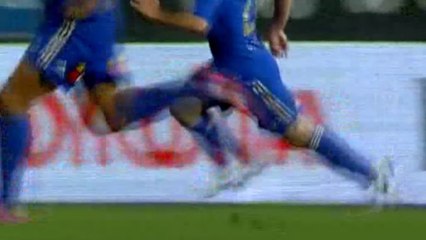 Canales stuns his old team with great overhead kick