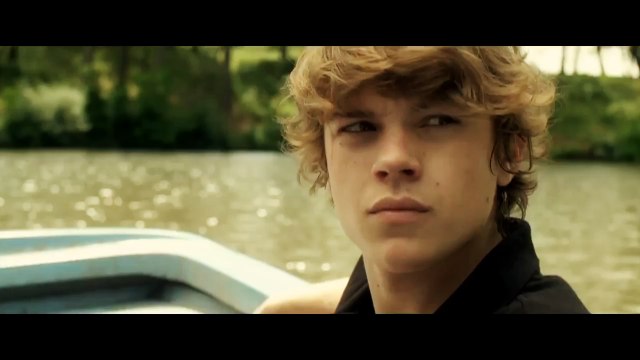 Bande-annonce : Aux Yeux des Vivants - VF