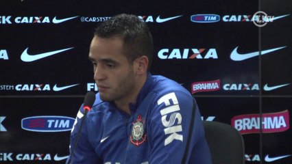 Renato Augusto explica 'horas extras' feitas no clube