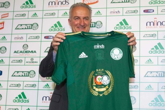 Dorival é apresentado e lembra história no Palmeiras