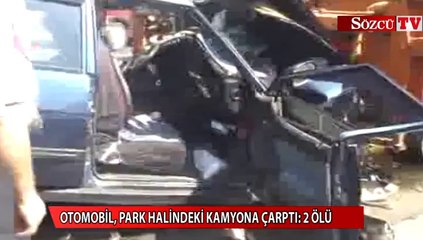 Video herunterladen: Otomobil park halindeki kamyona çarptı