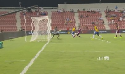 Doria buteur avec le Brésil