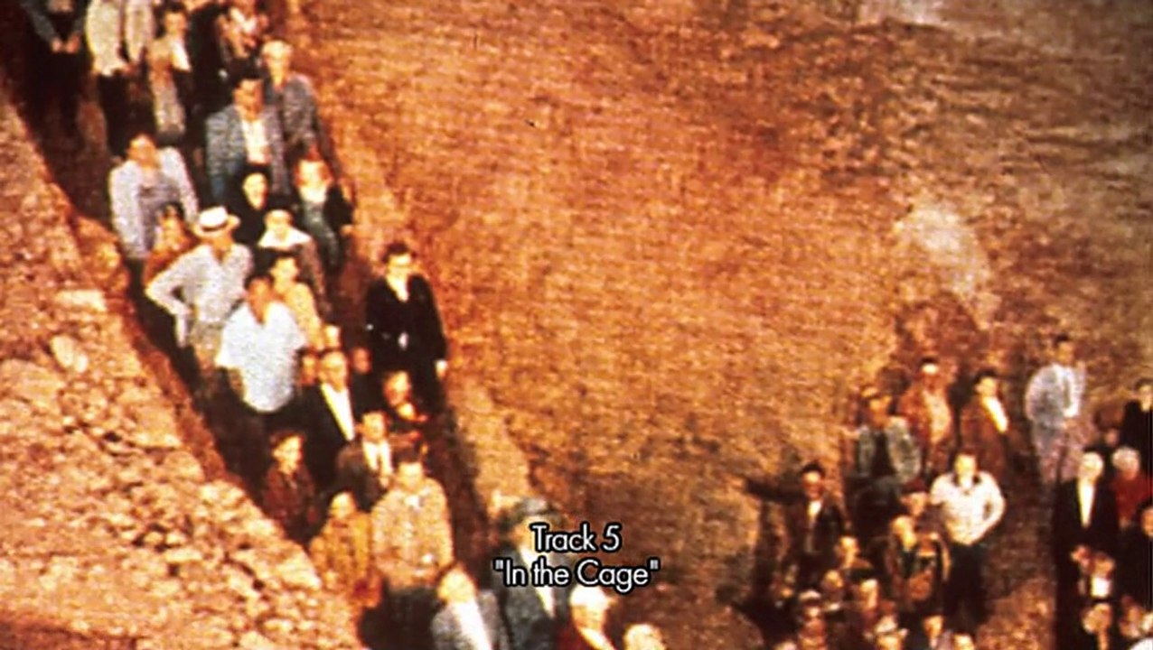 Genesis - The Lamb Lies Down on Broadway - Full Album [Disc 1] - Vinyl Mastering (Remix 2007) Official slides from the Tour