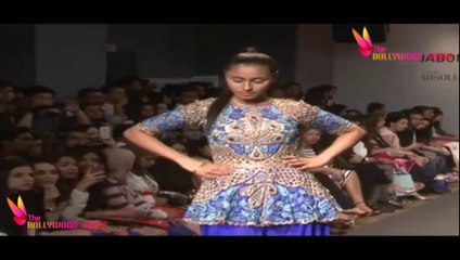 Lakme Shocking Wardrobe Outfit - CHECK OUT