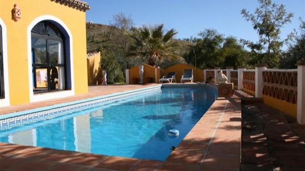 Stunning Villa In Beautiful Area Near Monda, Malaga, Spain