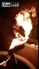 Stupide et dangereux : ils créent le Fire Bucket Challenge