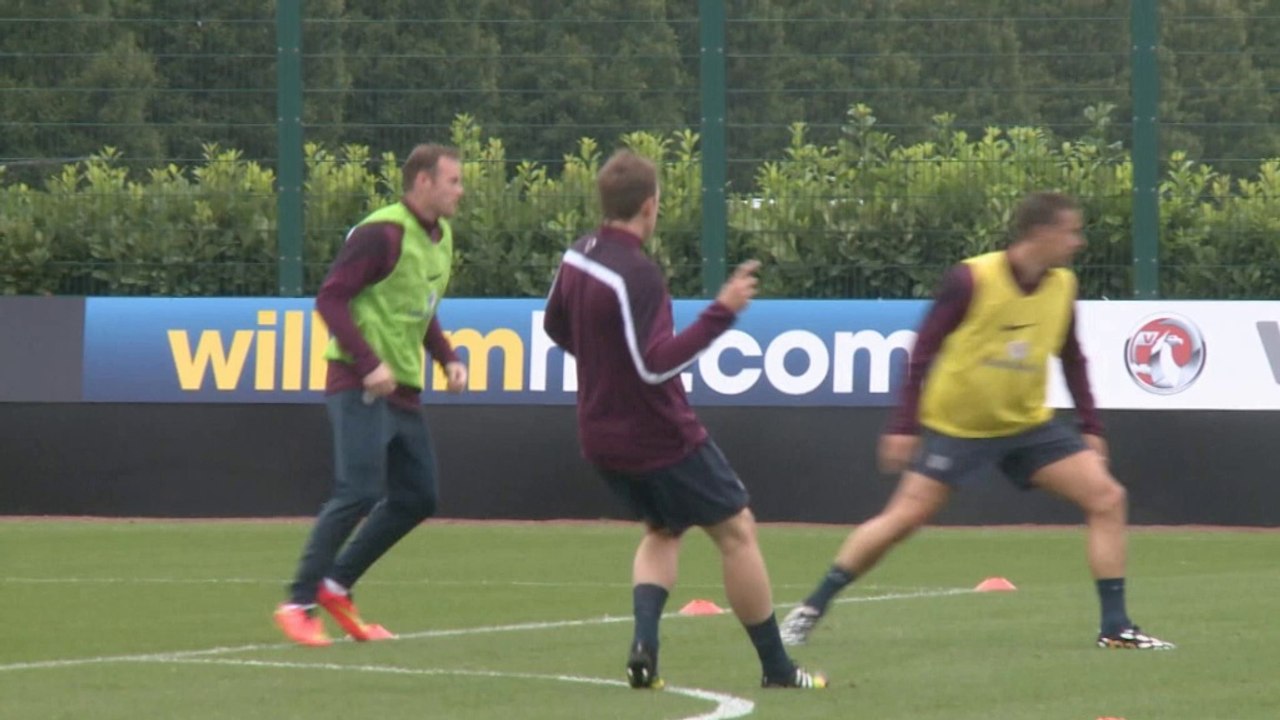 England: Rooney als 'Anführer und Vorbild'